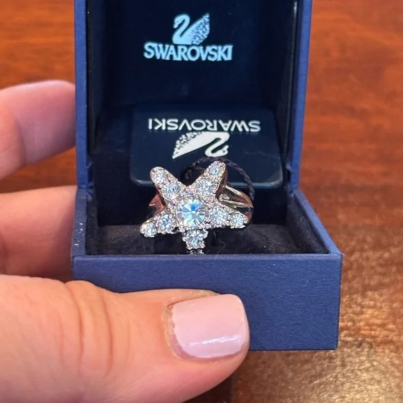Swarovski Silver Starfish Ring - Picture 6 of 8